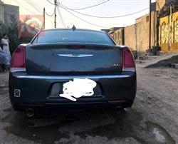 کرایسلەر 300